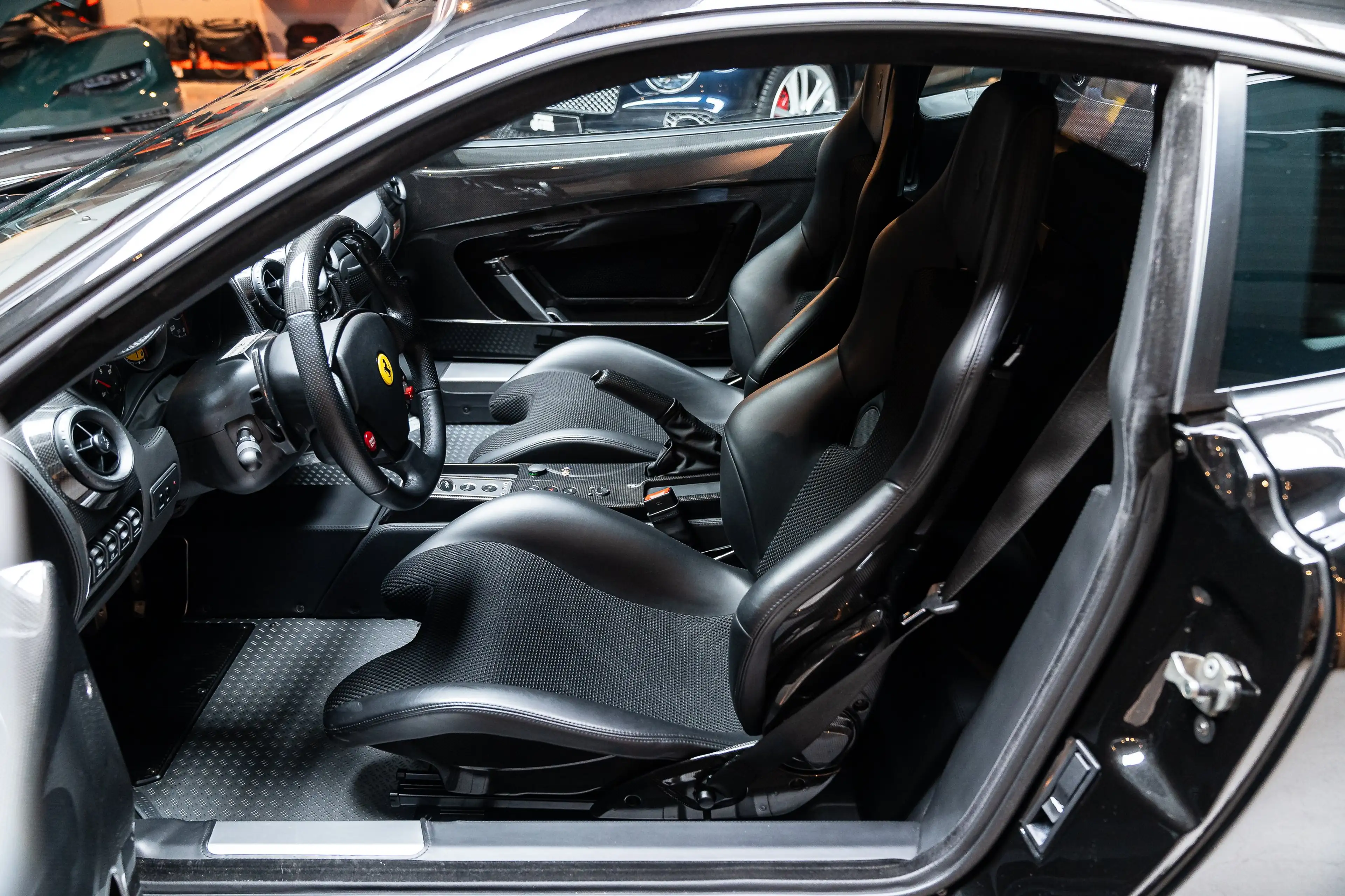 Ferrari 430 Scuderia 4.3i V8 32v F1 — photo 13