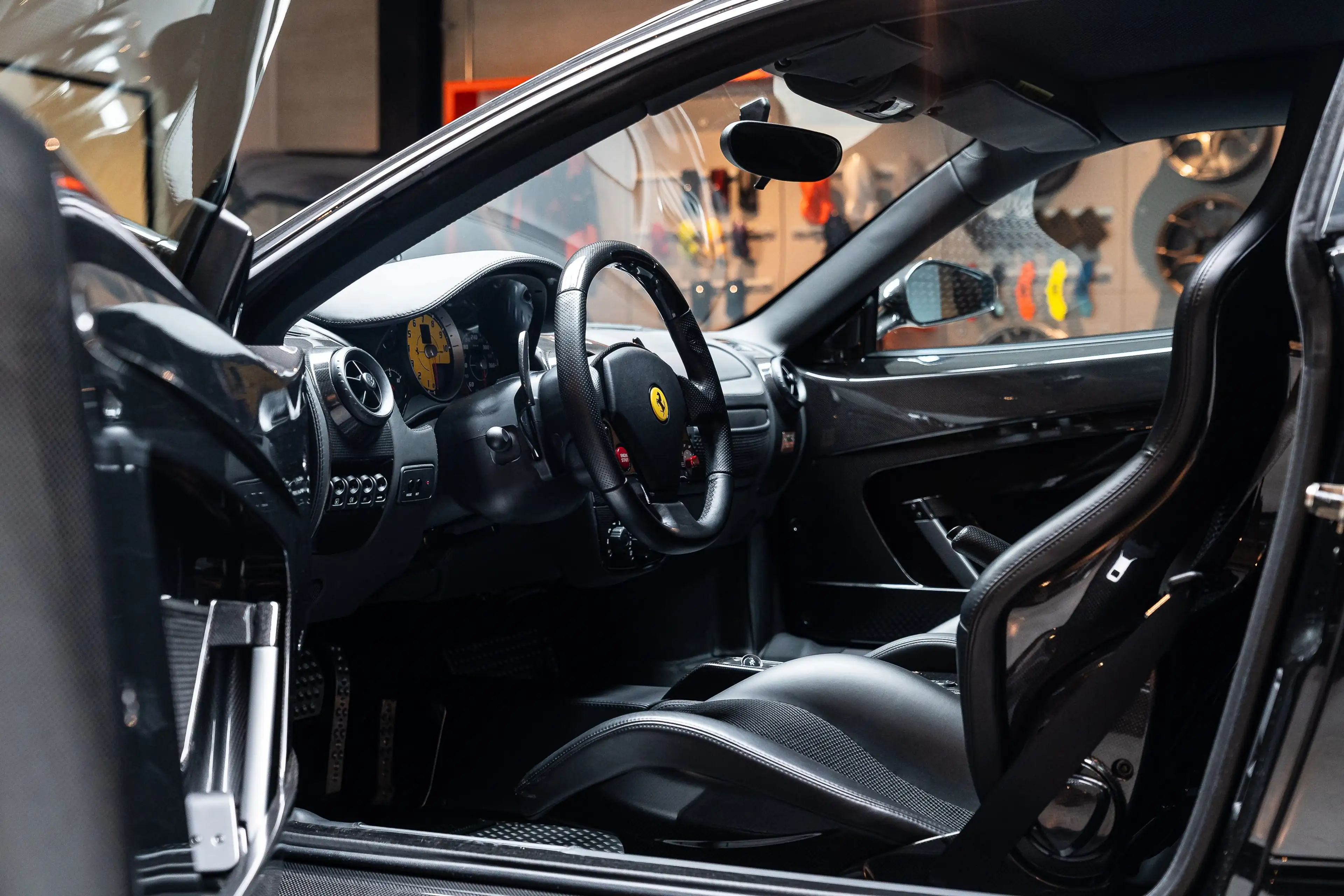 Ferrari 430 Scuderia 4.3i V8 32v F1 — photo 12
