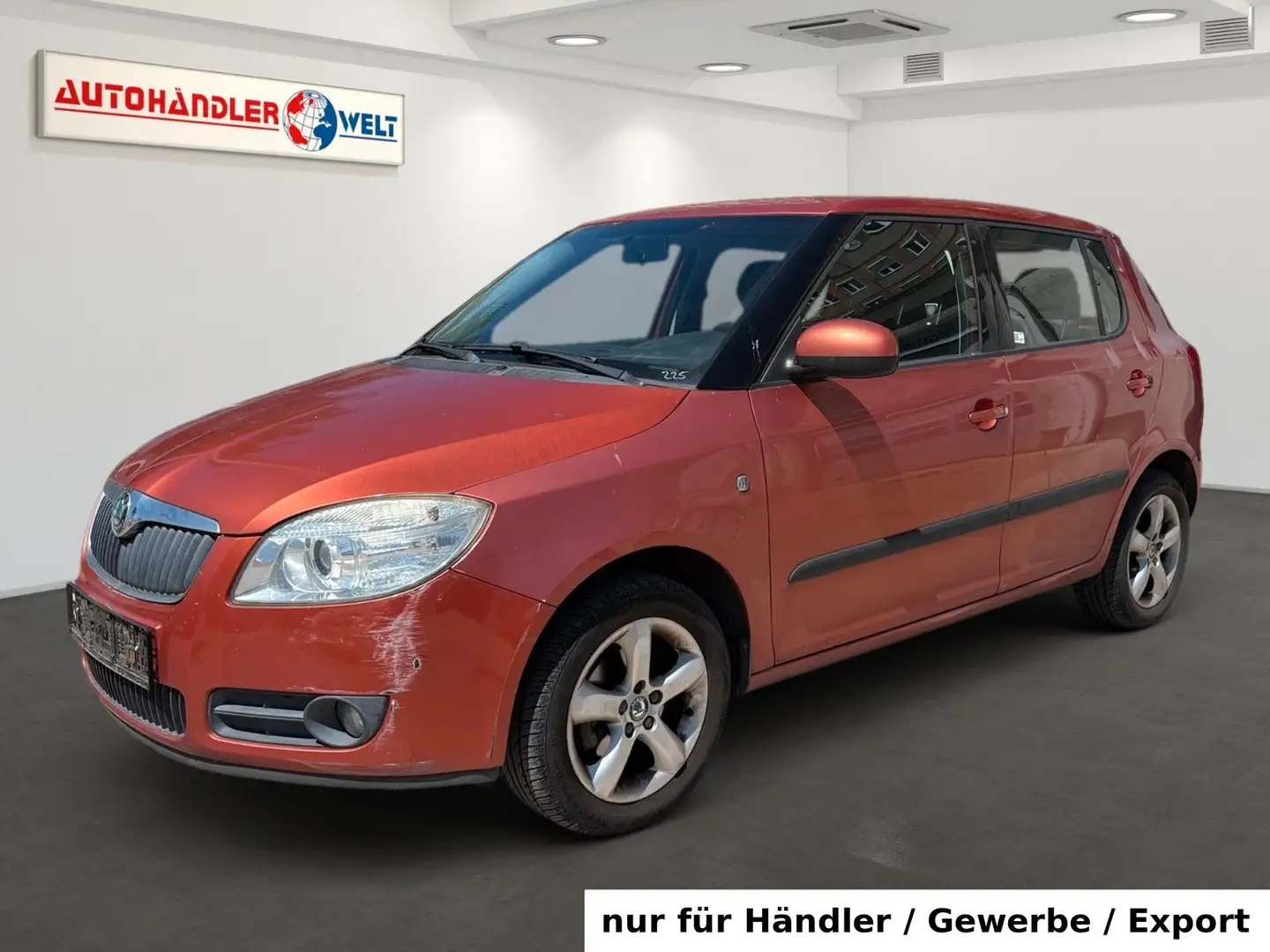 Skoda Fabia 1.6 Automatik Klima SHZ PDC Orange - 1