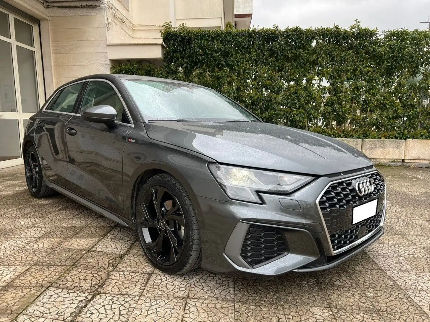 Audi A3 SPB 35 TDI S tronic S line edition Noir - 1