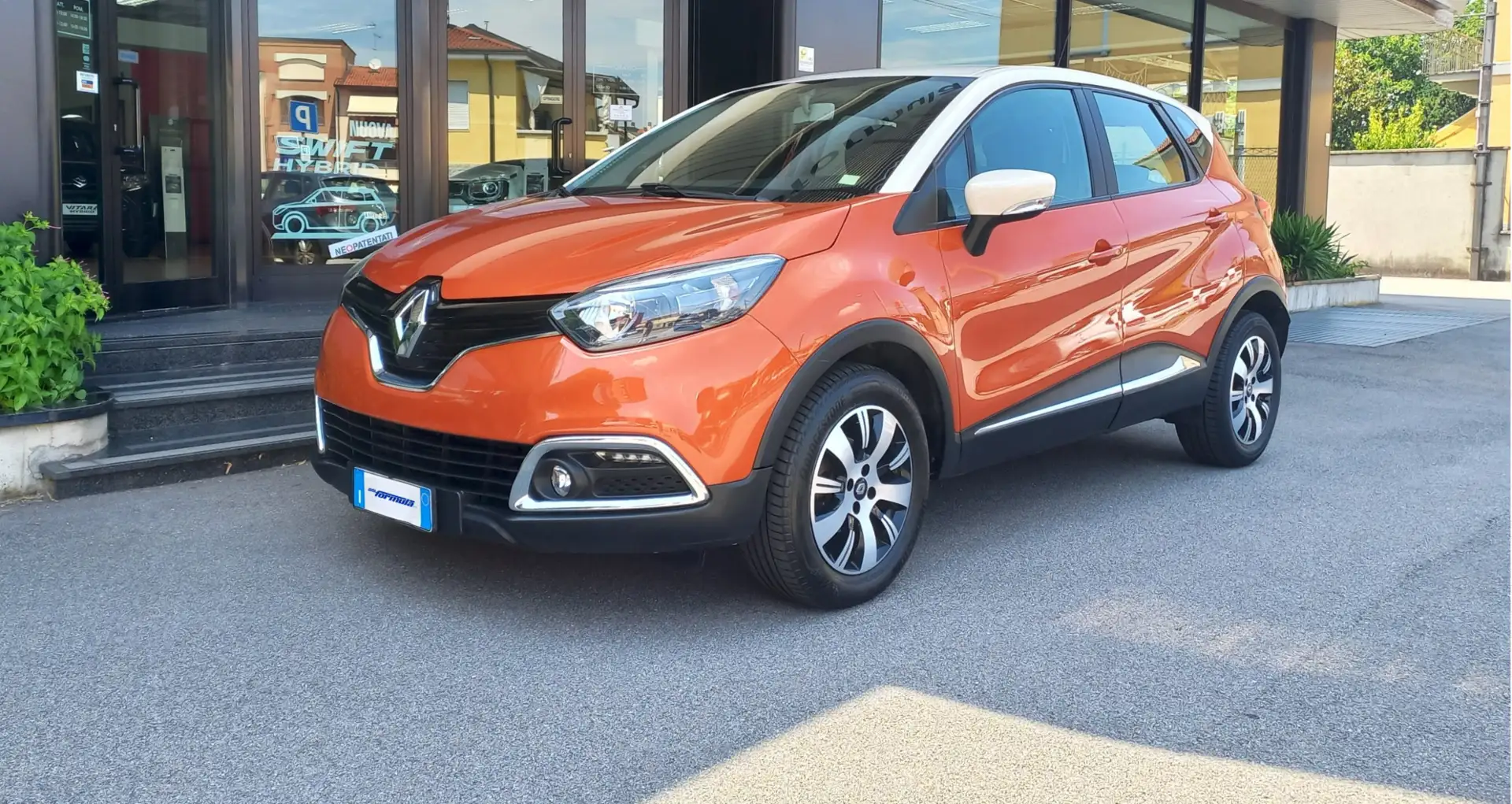 Renault Captur TCe 12V 90 CV S&S Energy Intens Arancione - 1