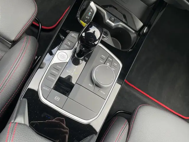 BMW 1 Series view 11