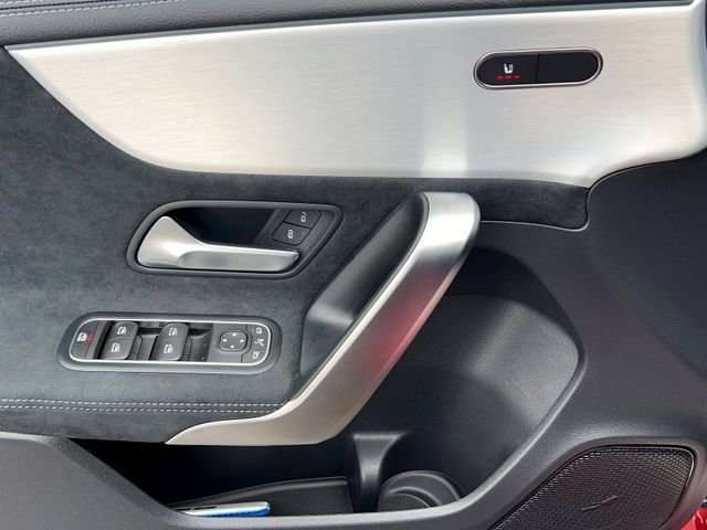 Mercedes-Benz A 220