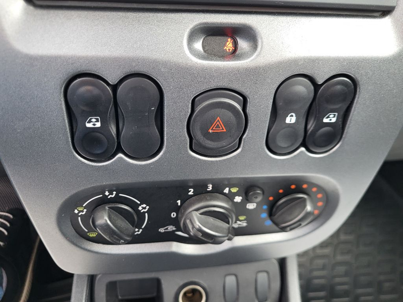 Dacia Duster 1.6 16V  LPG Ambiance — photo 15