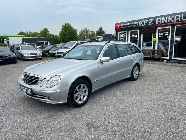 Mercedes-Benz E 320 Mercedes-Benz, E 320, T CDI E -Klasse Navi!!!