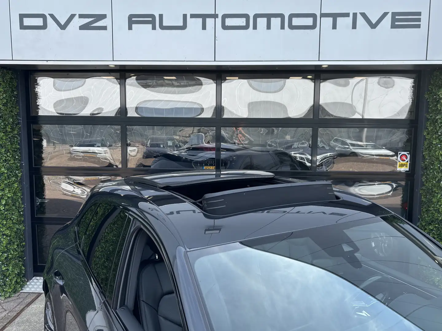 Porsche Macan 2.0T 252PK PDK | Pano | Luchtvering | 21" Turbo | Grijs - 2