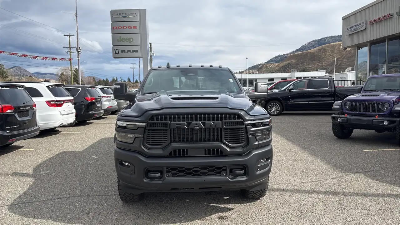 RAM 2500 снимка RAM 2500