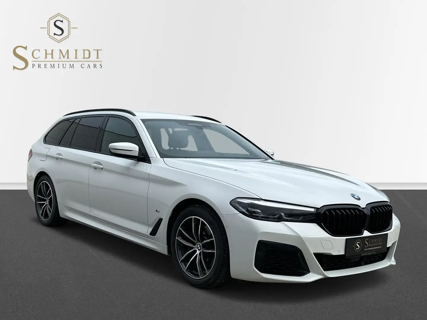 BMW 520 d xDrive 520d xDrive MSport 48V Touring Weiß - 2