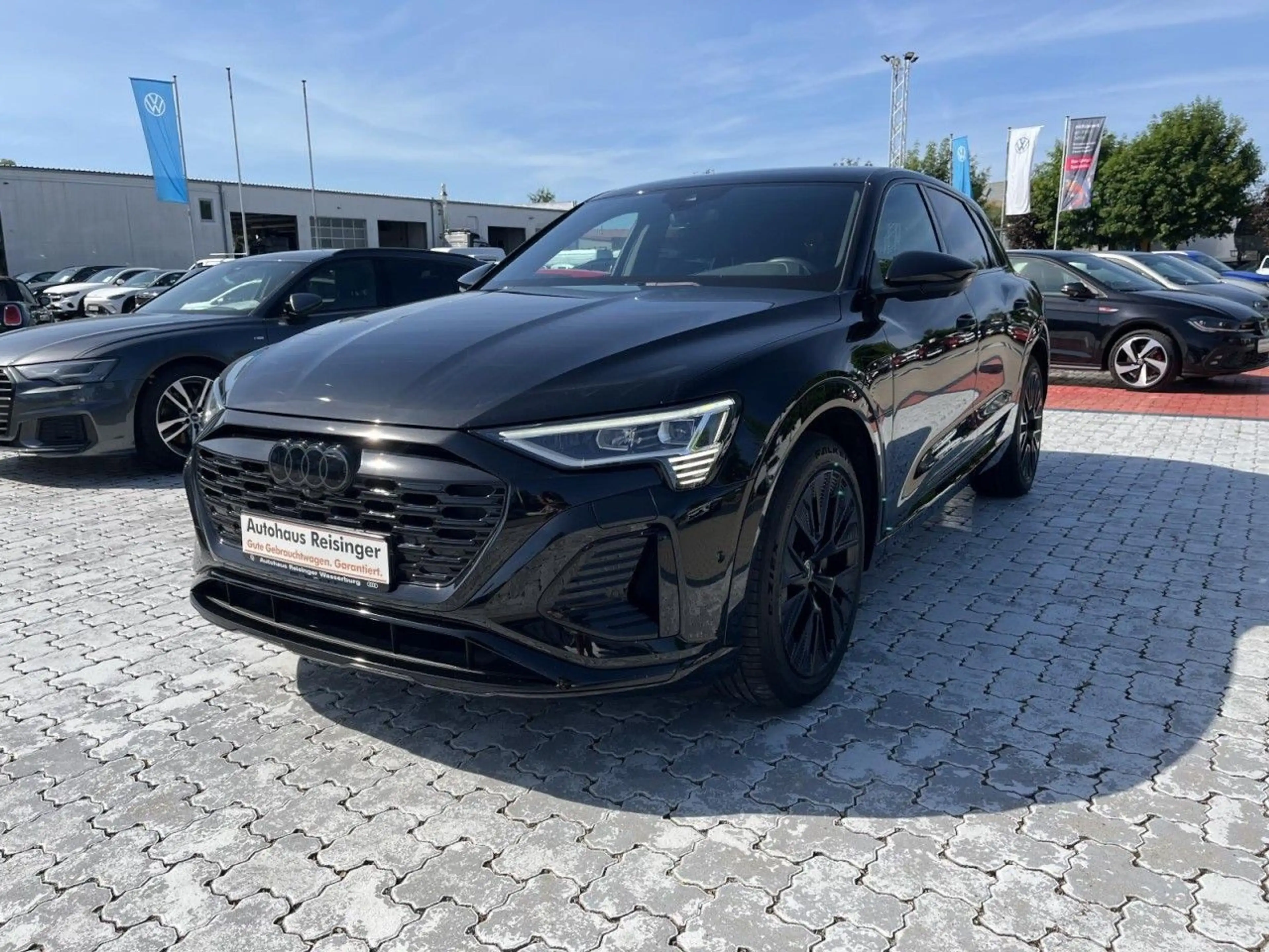 Audi Q8 e-tron 55 quattro S-Lline (MatrixLED+MMINavi+ — photo 2