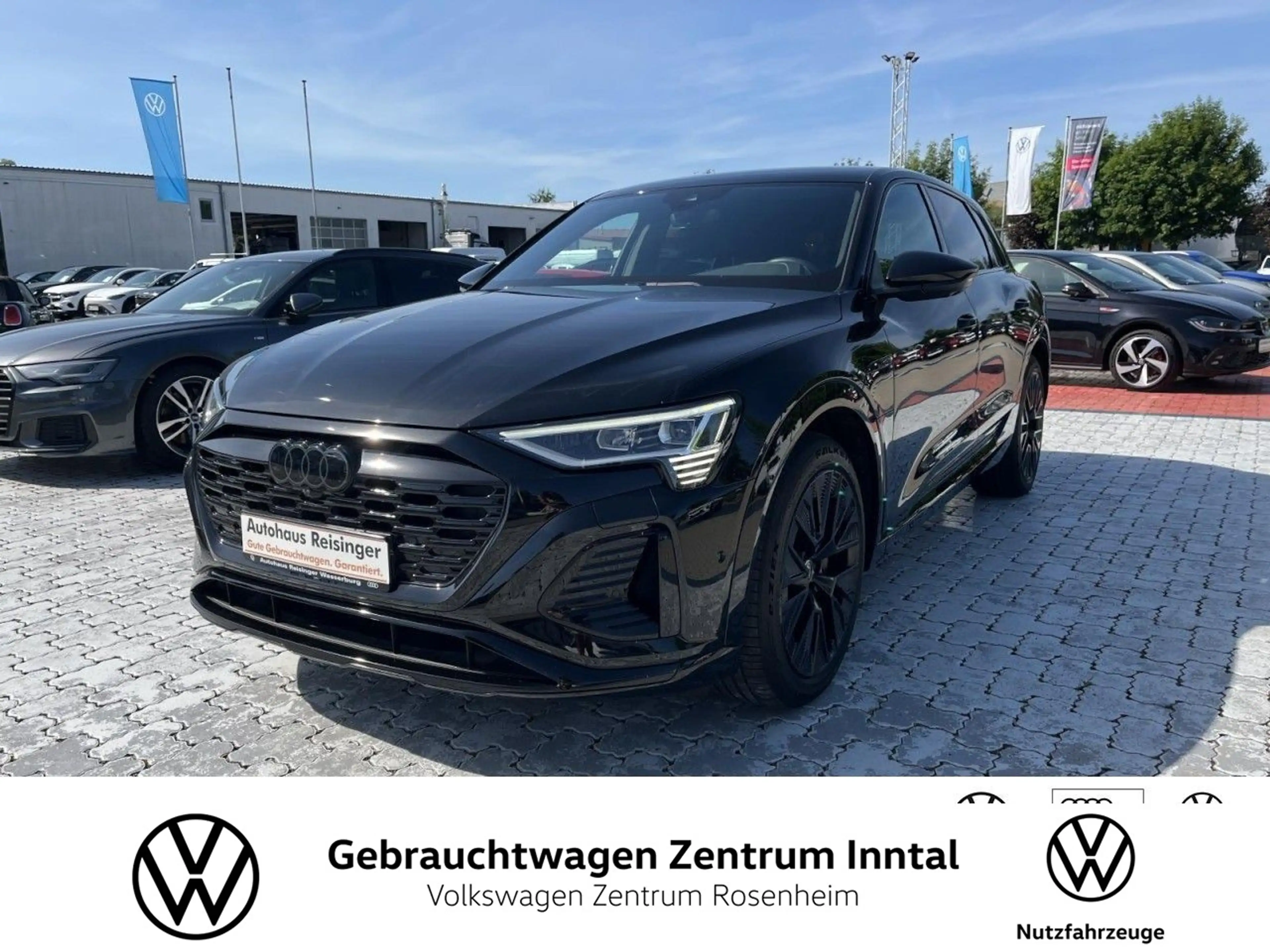 Audi Q8 e-tron 55 quattro S-Lline (MatrixLED+MMINavi+