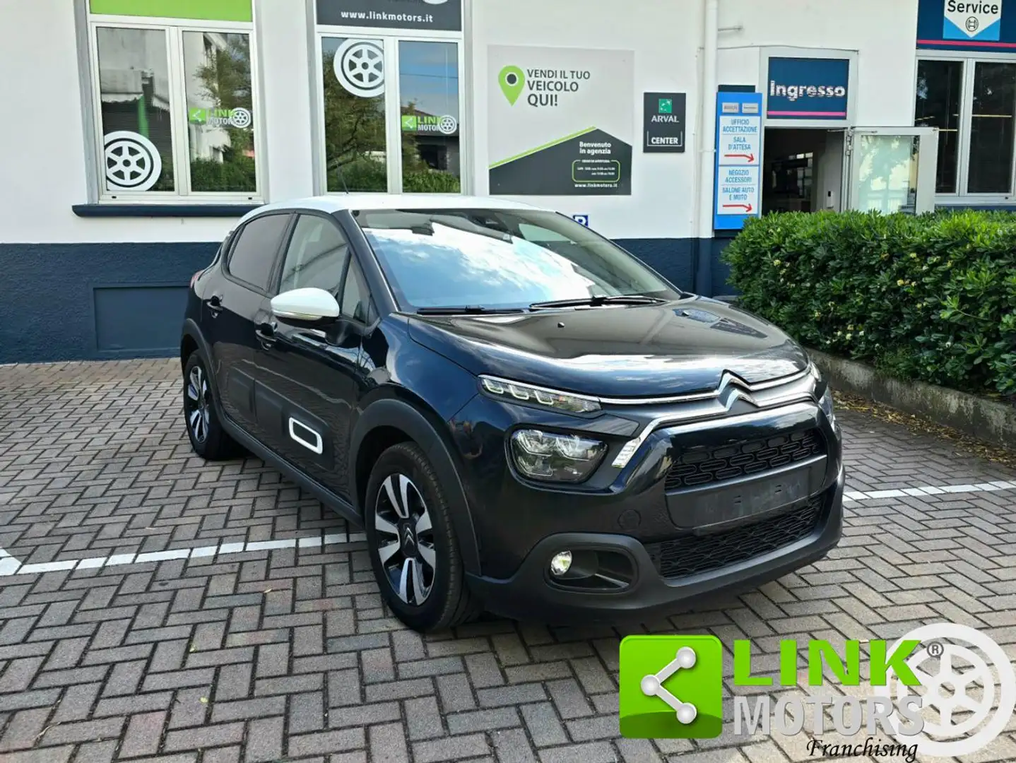 Citroen C3 1.2 PureTech 83 S&S Max Schwarz - 1