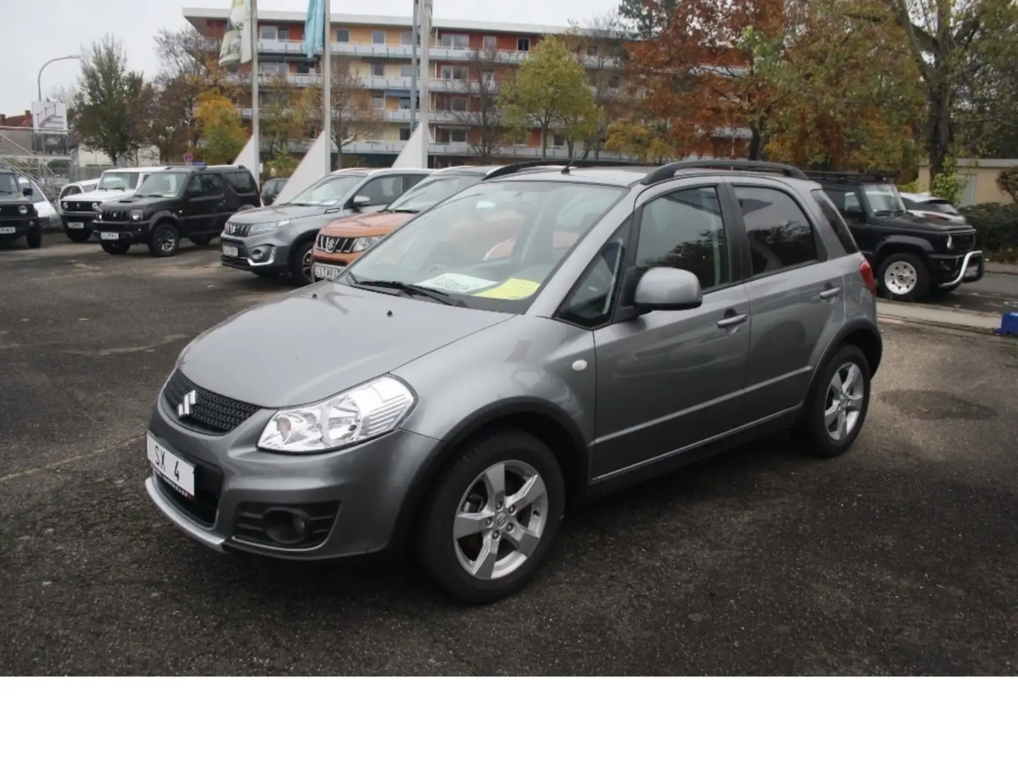 Suzuki SX4 Comfort AUTOMATIK Gris - 2