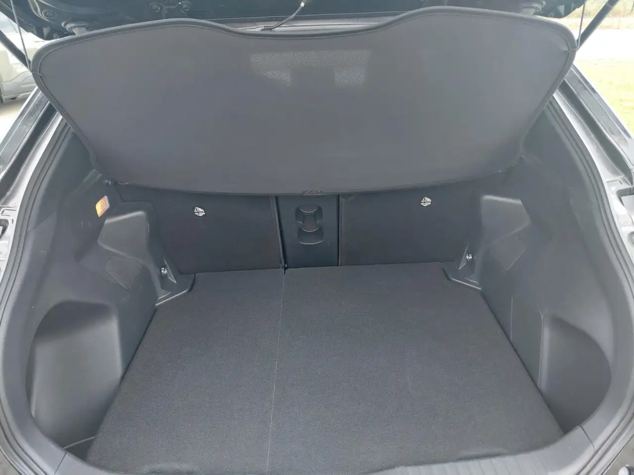 Toyota Yaris Cross 1.5 VVT-ie Hybrid 85kW Executive CVT, миниатюра 11