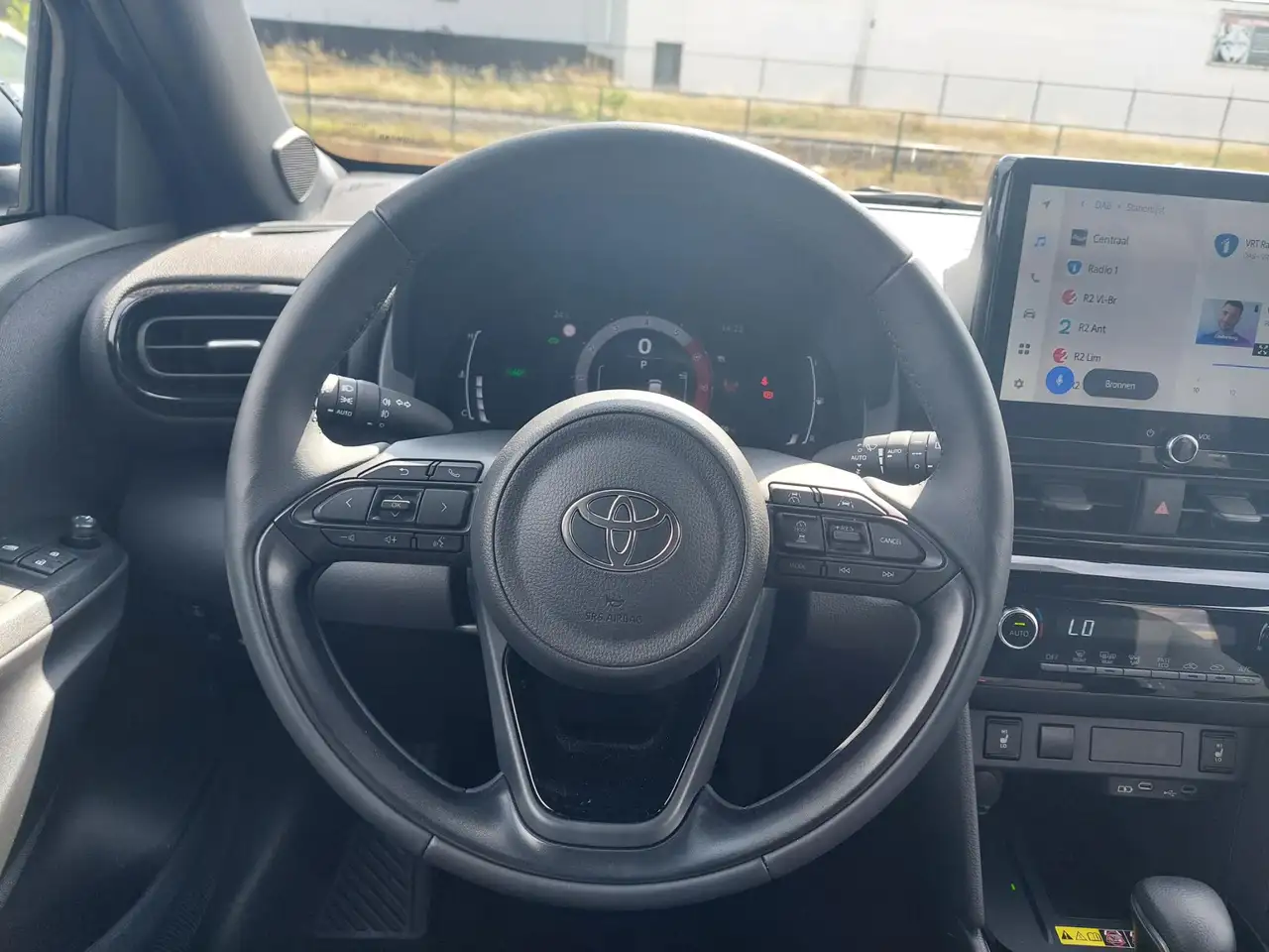 Toyota Yaris Cross 1.5 VVT-ie Hybrid 85kW Executive CVT, миниатюра 23