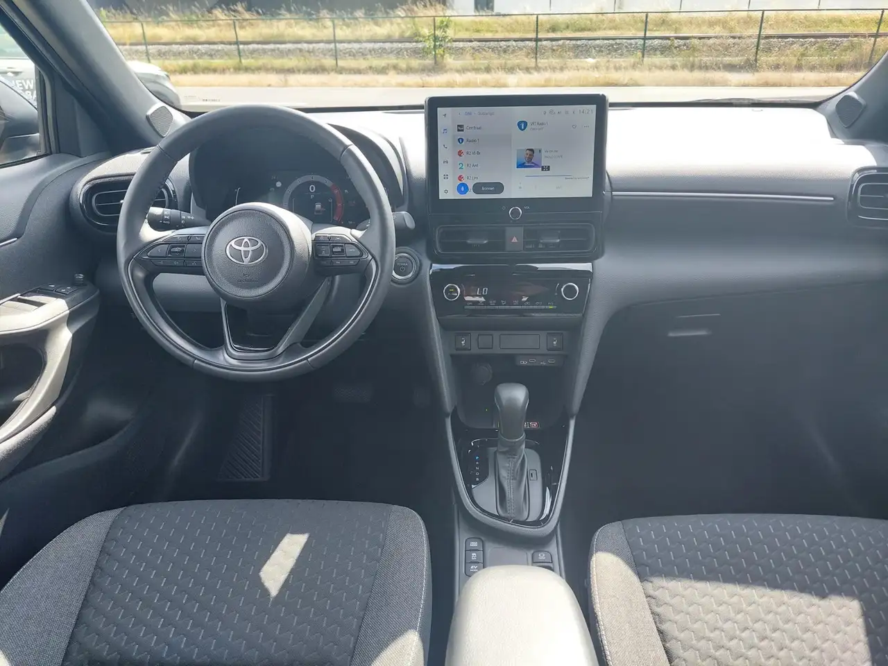 Toyota Yaris Cross 1.5 VVT-ie Hybrid 85kW Executive CVT, миниатюра 22