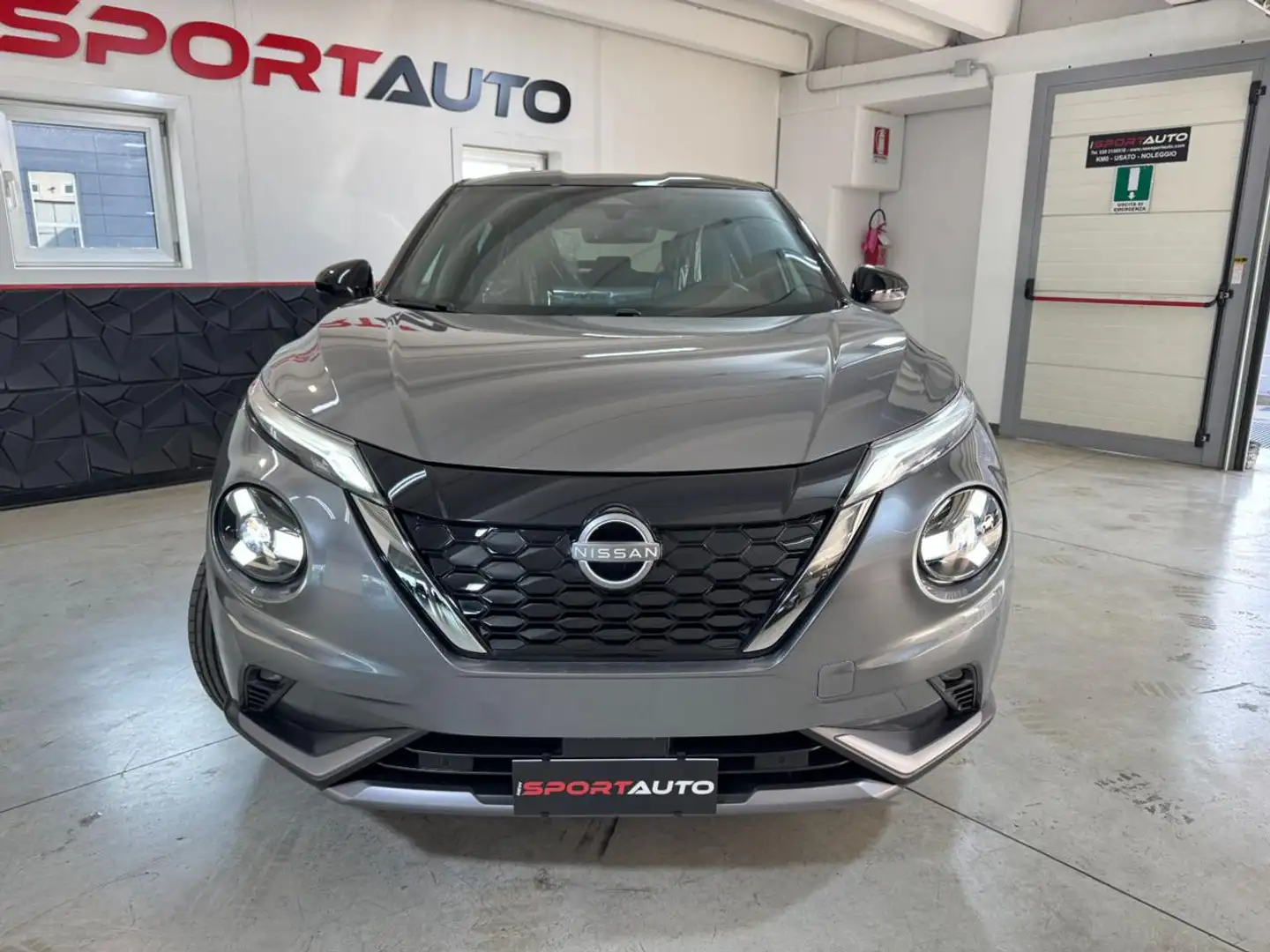 Nissan Juke 1.6 HEV N-Design PROMO Schwarz - 2