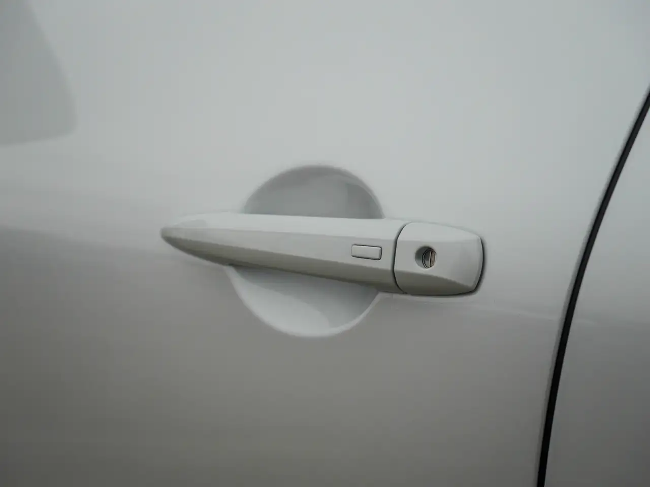 Nissan Pathfinder снимка Nissan Pathfinder