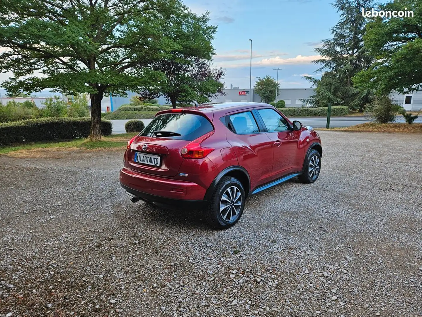 Nissan Juke 1.5DCI Acenta Très Bon Etat... Rouge - 2