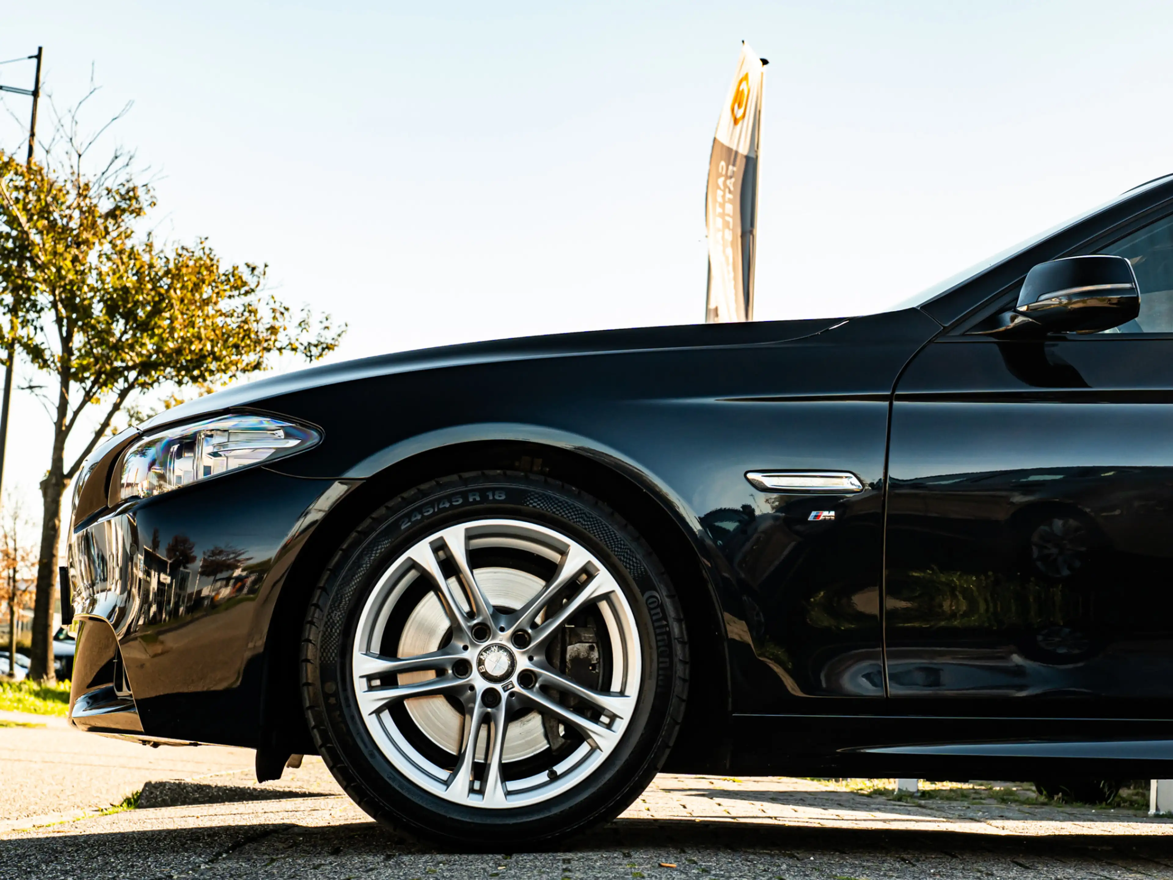 BMW 535 5-serie 535i High Exe M-Sport ORG NL HUD SHADOW LI — photo 24