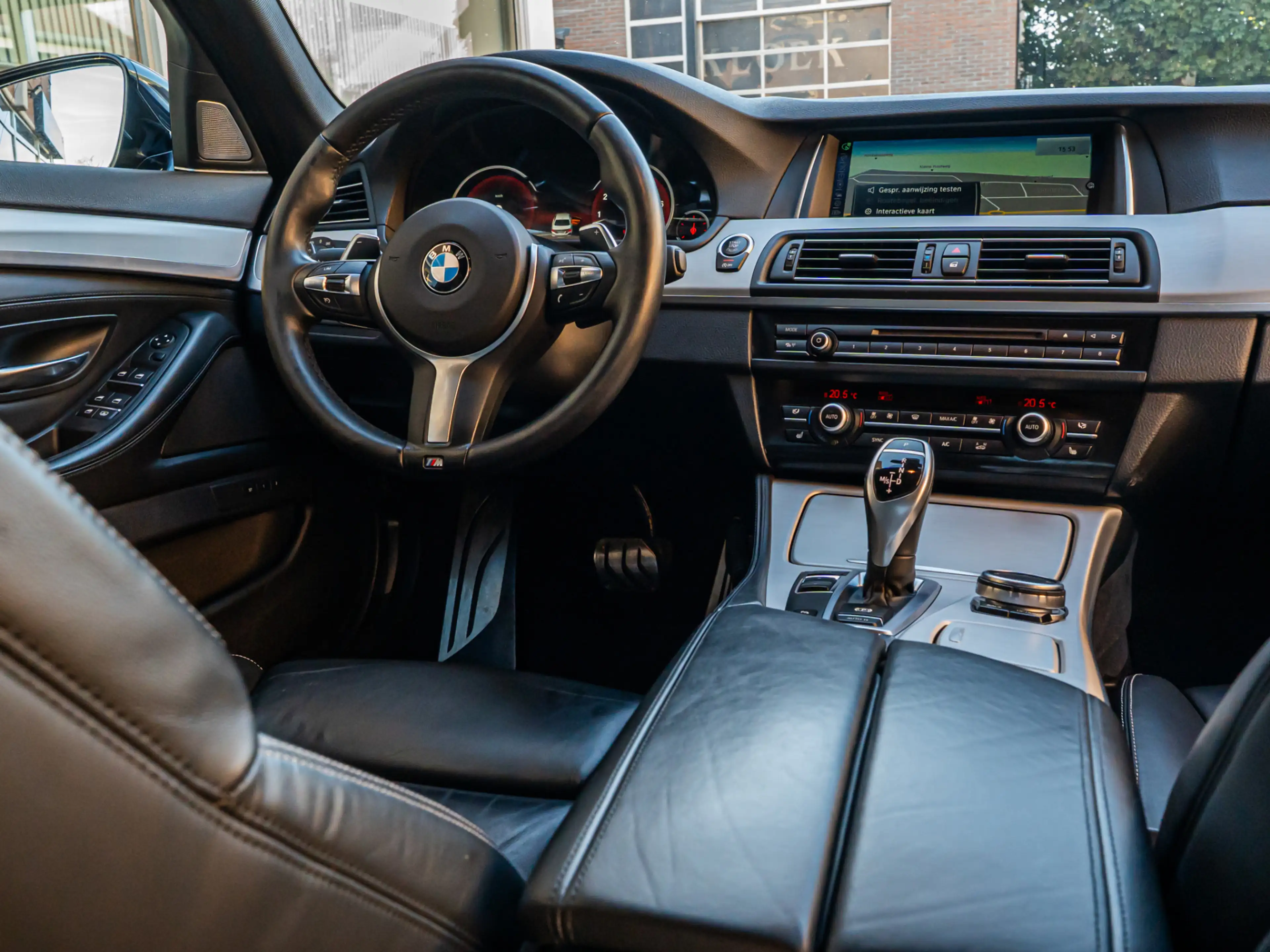 BMW 535 5-serie 535i High Exe M-Sport ORG NL HUD SHADOW LI — photo 23