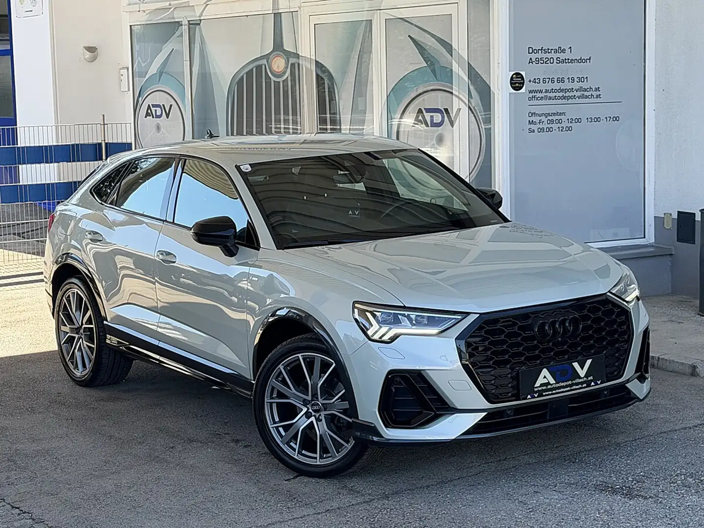 Audi Q3 Sportback 35 2.0 TDI S line Silber - 2