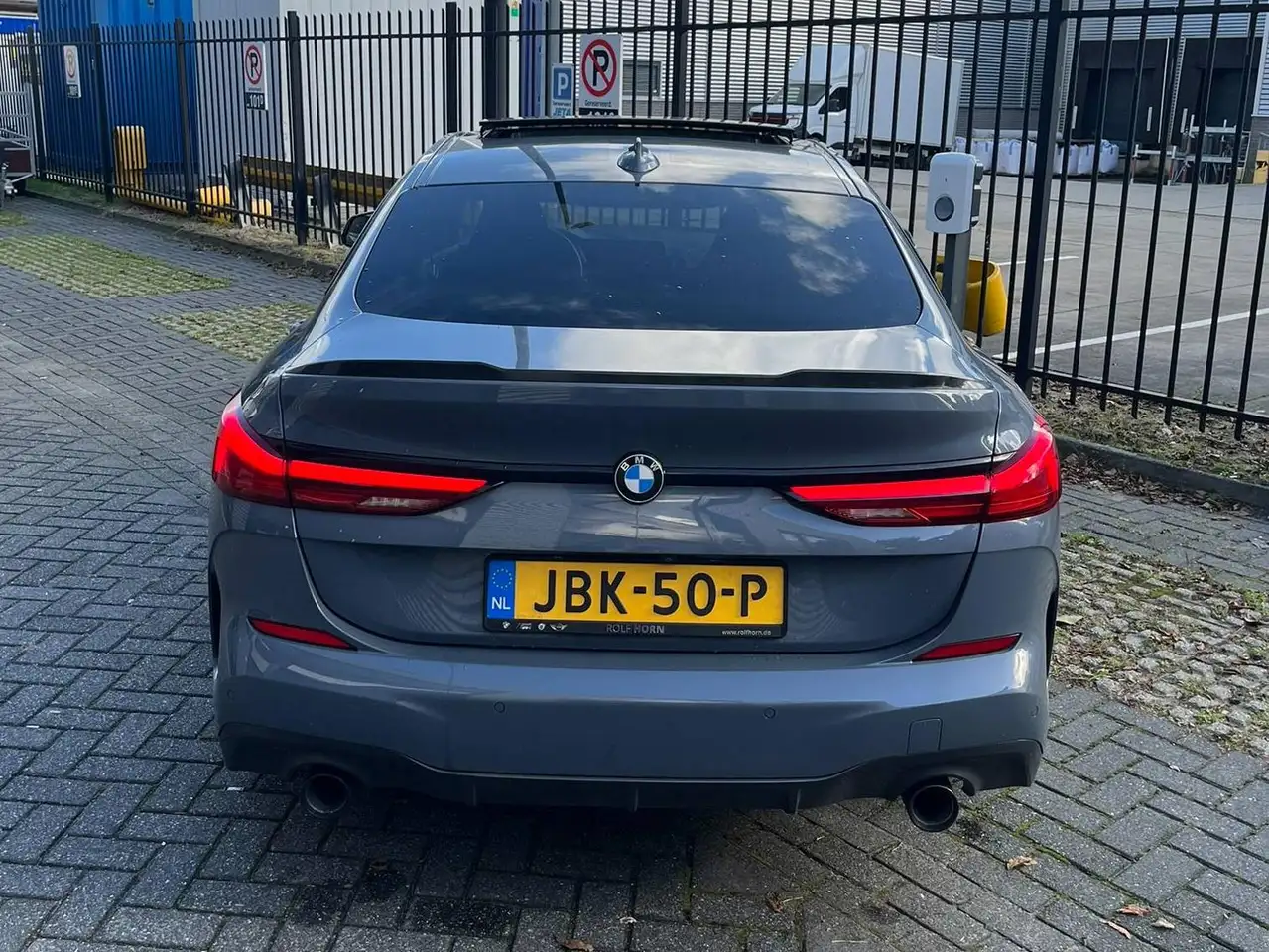BMW 218