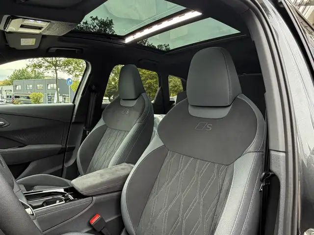 Audi Q3 view 17