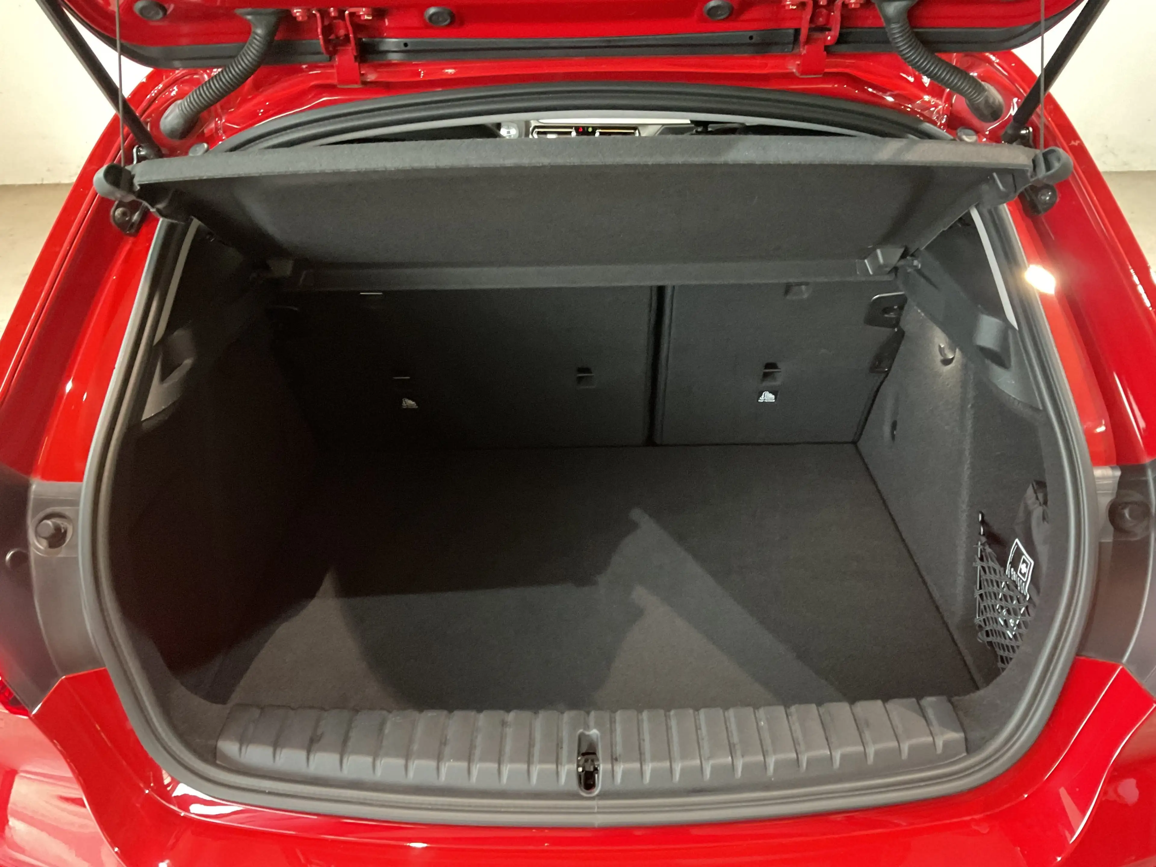 BMW 118 i |Komfortzugang |Sitzheizung |LED-Scheinwerfer — photo 10
