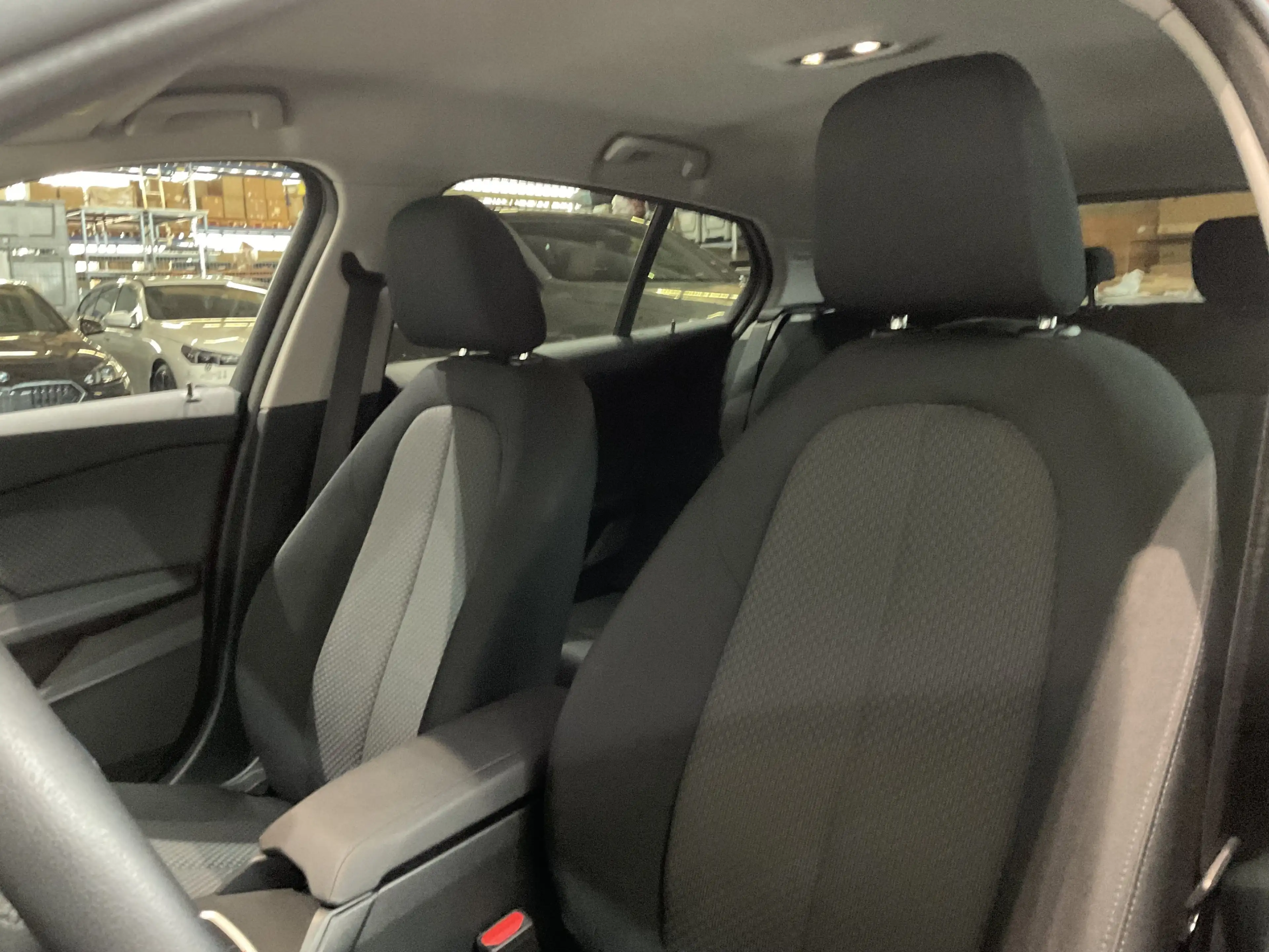 BMW 118 i |Komfortzugang |Sitzheizung |LED-Scheinwerfer — photo 8
