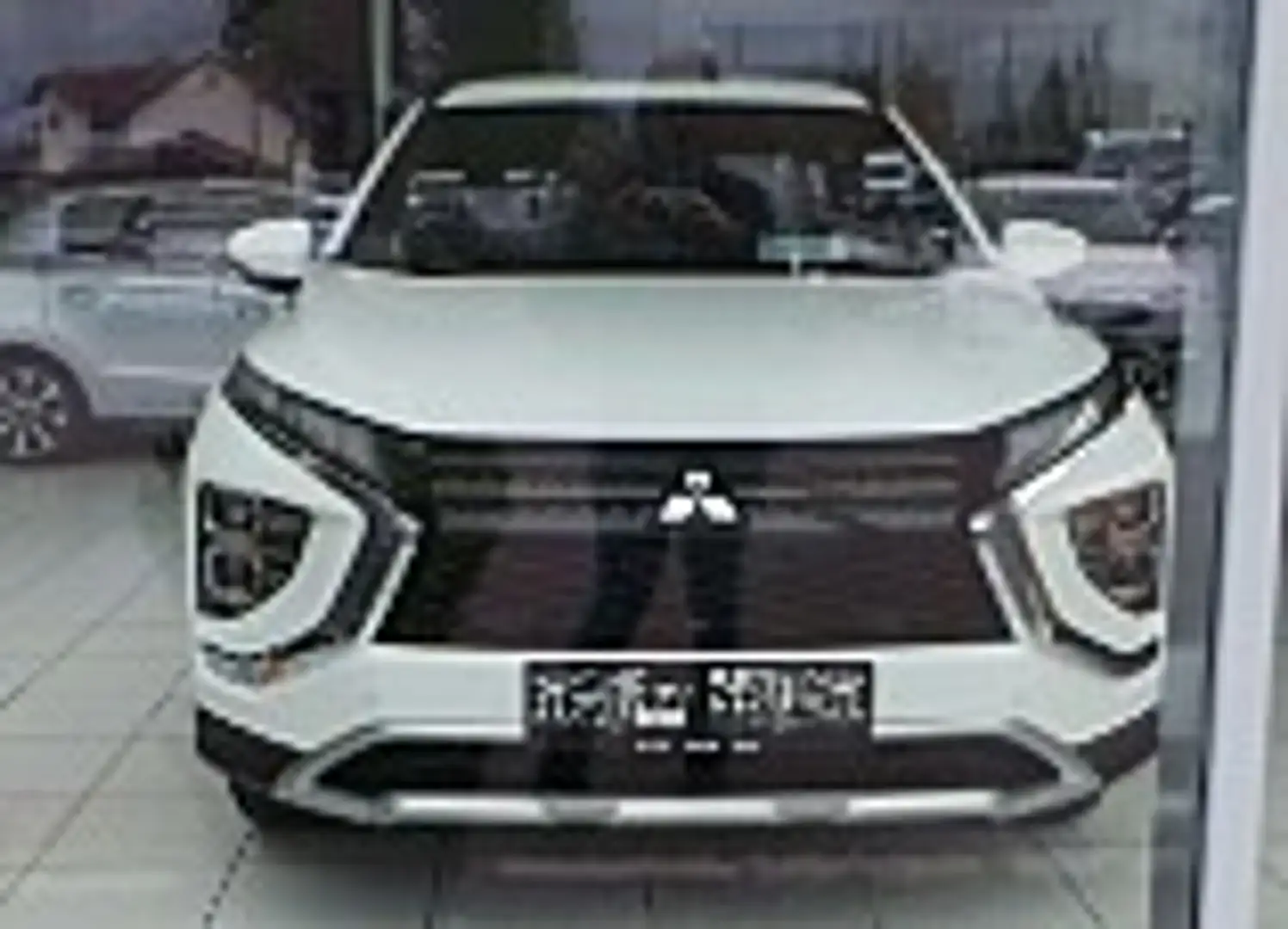 Mitsubishi Eclipse Cross 2,4 PHEV 4WD Intense+ CVT Aut. Weiß - 2