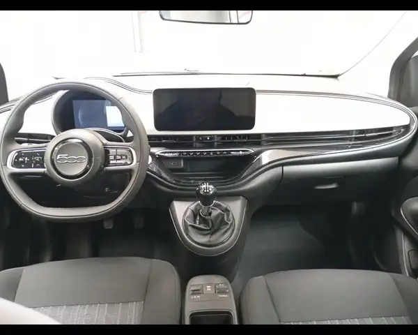 Fiat 500 view 17