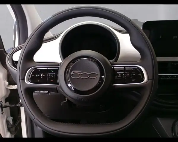 Fiat 500 view 11
