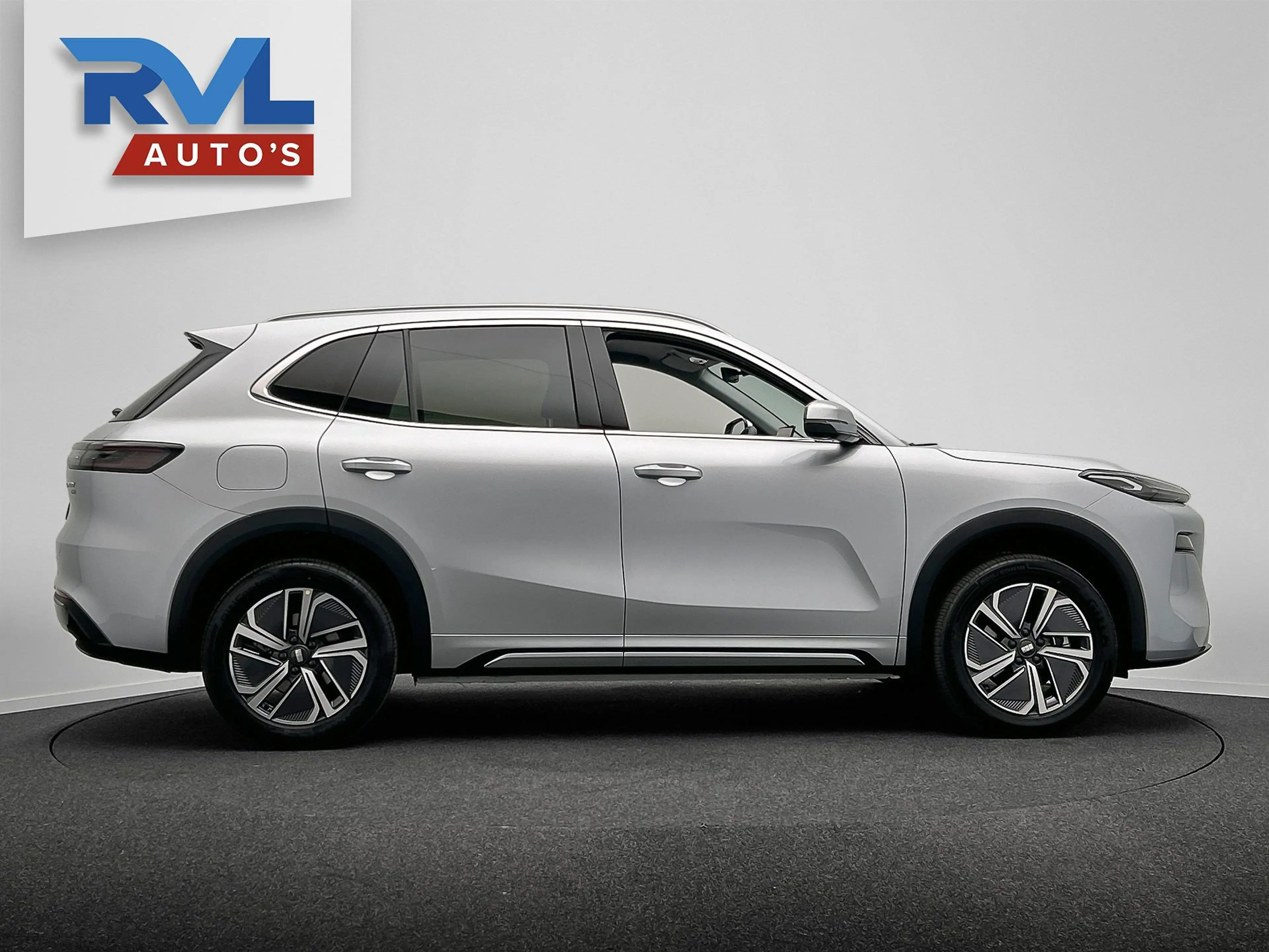 Geely Starray EM-i 1.5 Pro | 262 PK | Direct Leverbaar | 83KM Elektri — photo 13