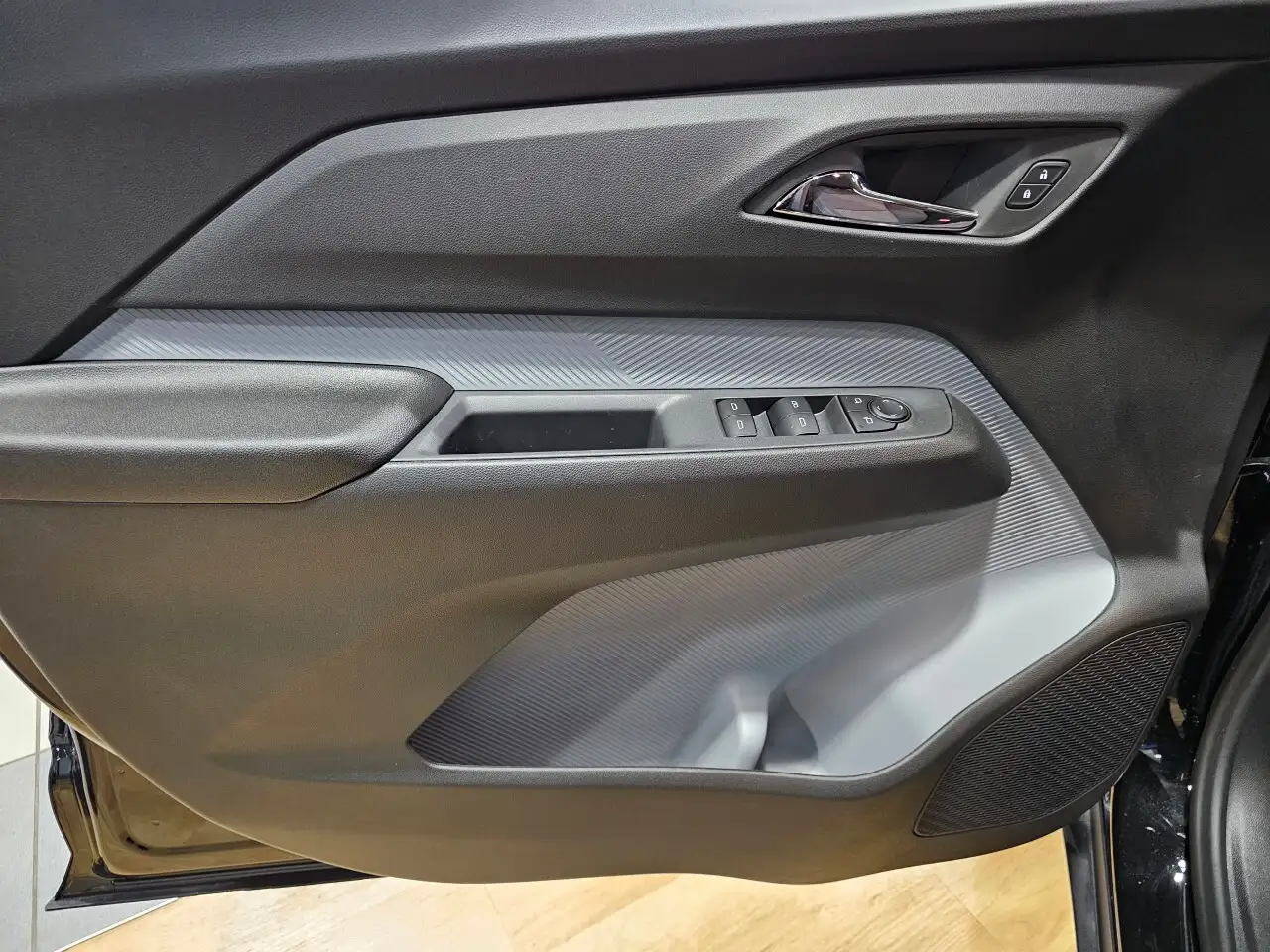 Chevrolet Bolt снимка Chevrolet Bolt