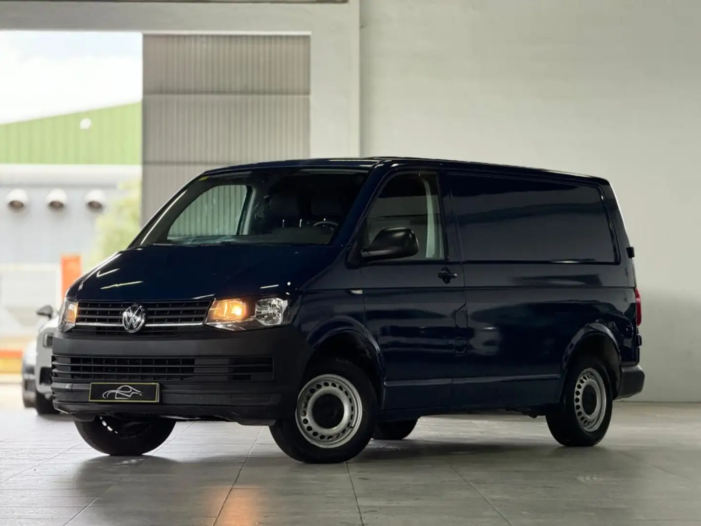 Volkswagen Transporter Furgón Business 2.0TDI SCR BMT 75kW Blau - 2
