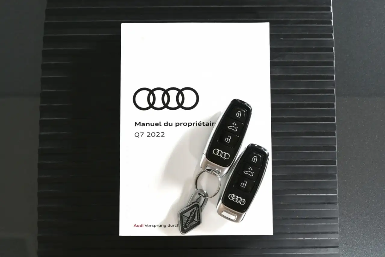 Audi Q7 снимка Audi Q7