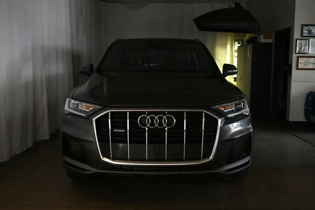 Audi Q7 снимка Audi Q7