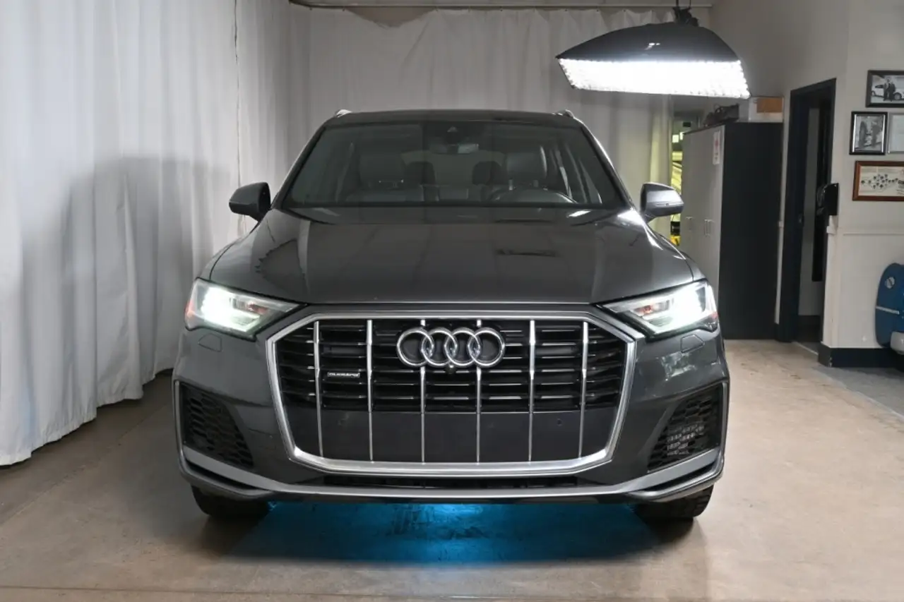 Audi Q7 снимка Audi Q7