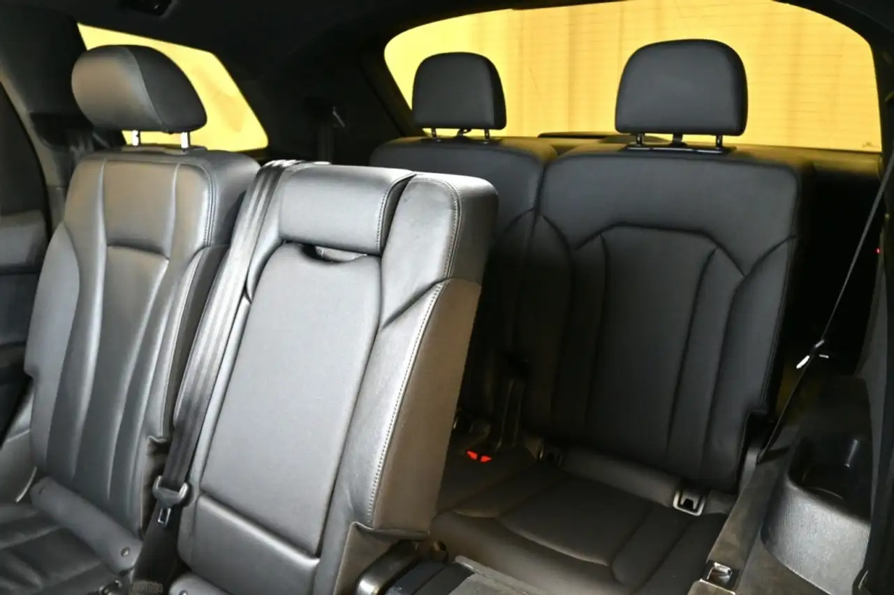 Audi Q7 снимка Audi Q7