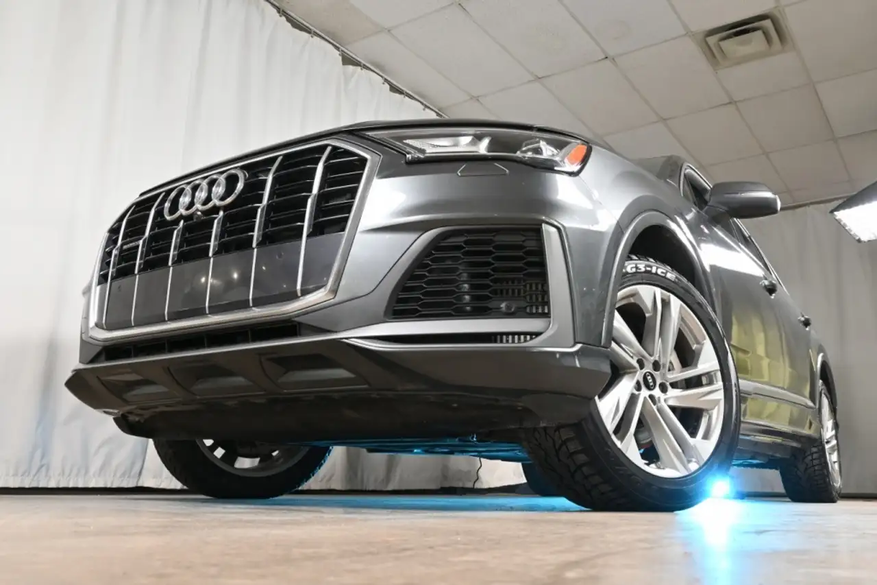 Audi Q7 снимка Audi Q7