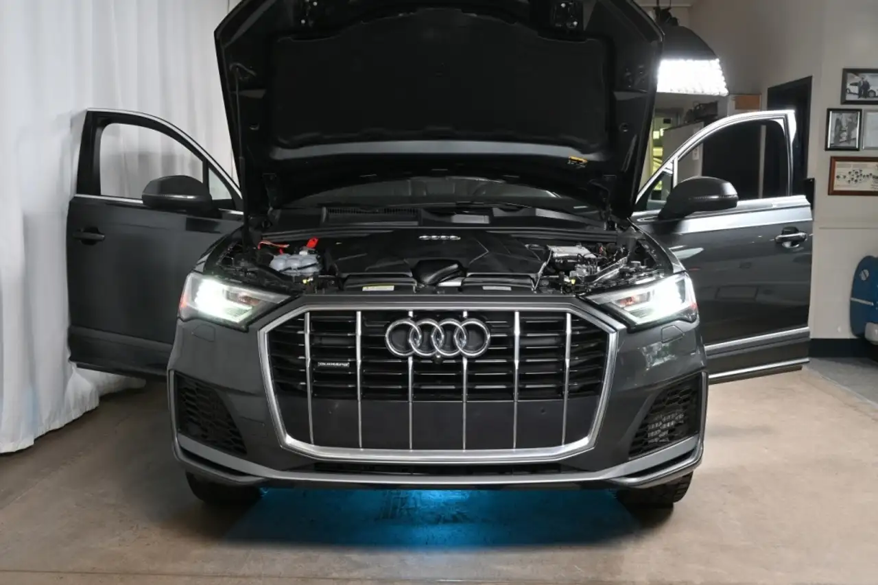 Audi Q7 снимка Audi Q7