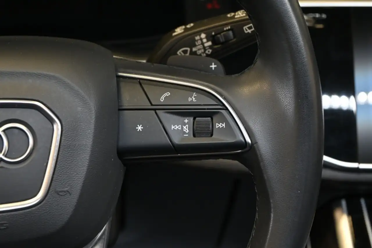 Audi Q7 снимка Audi Q7