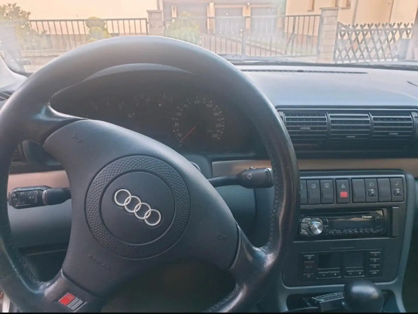 Audi A4 1.8 T - 2