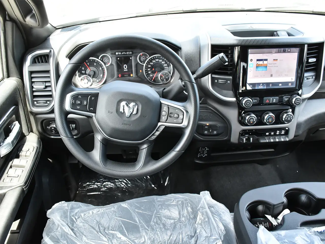 RAM 3500 снимка RAM 3500