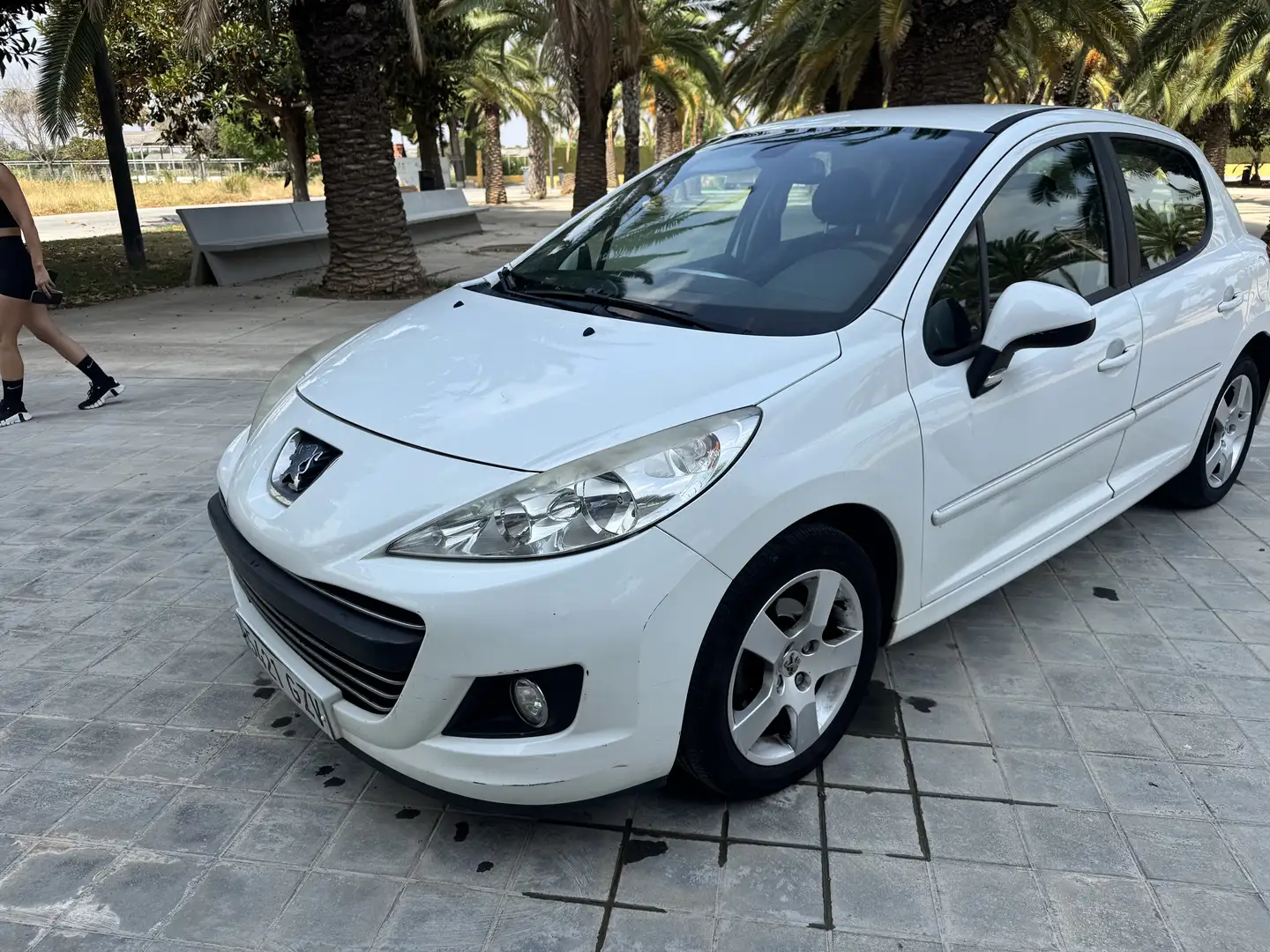 Peugeot 207 1.6HDI Sport - 1
