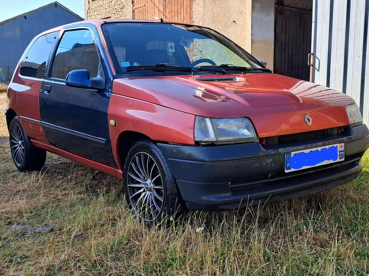 Renault Clio 1.8i 16V, foto 1