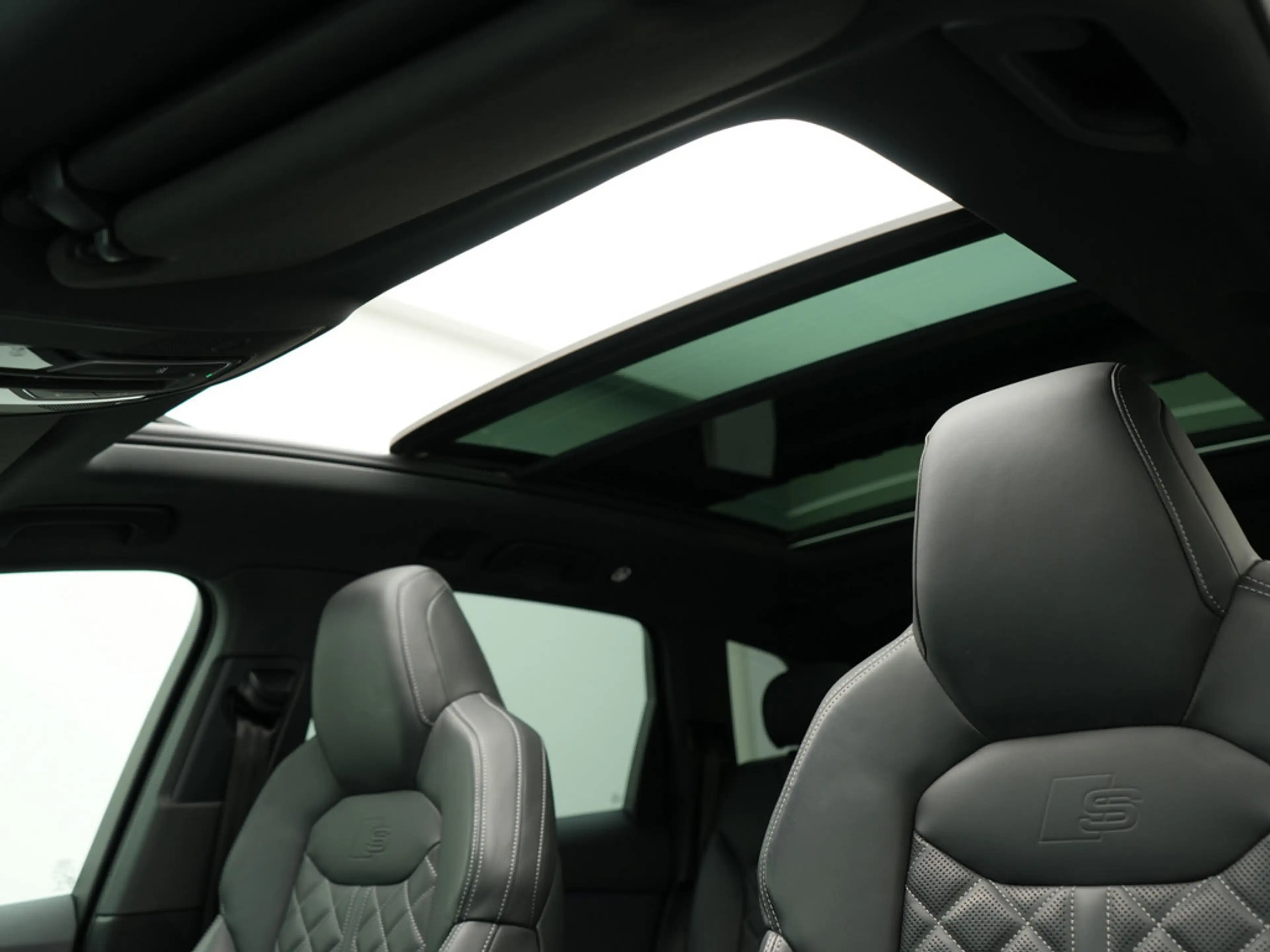 Audi Q7 50 quattro S line STANDHZ MATRIX LUFT PANO — photo 5