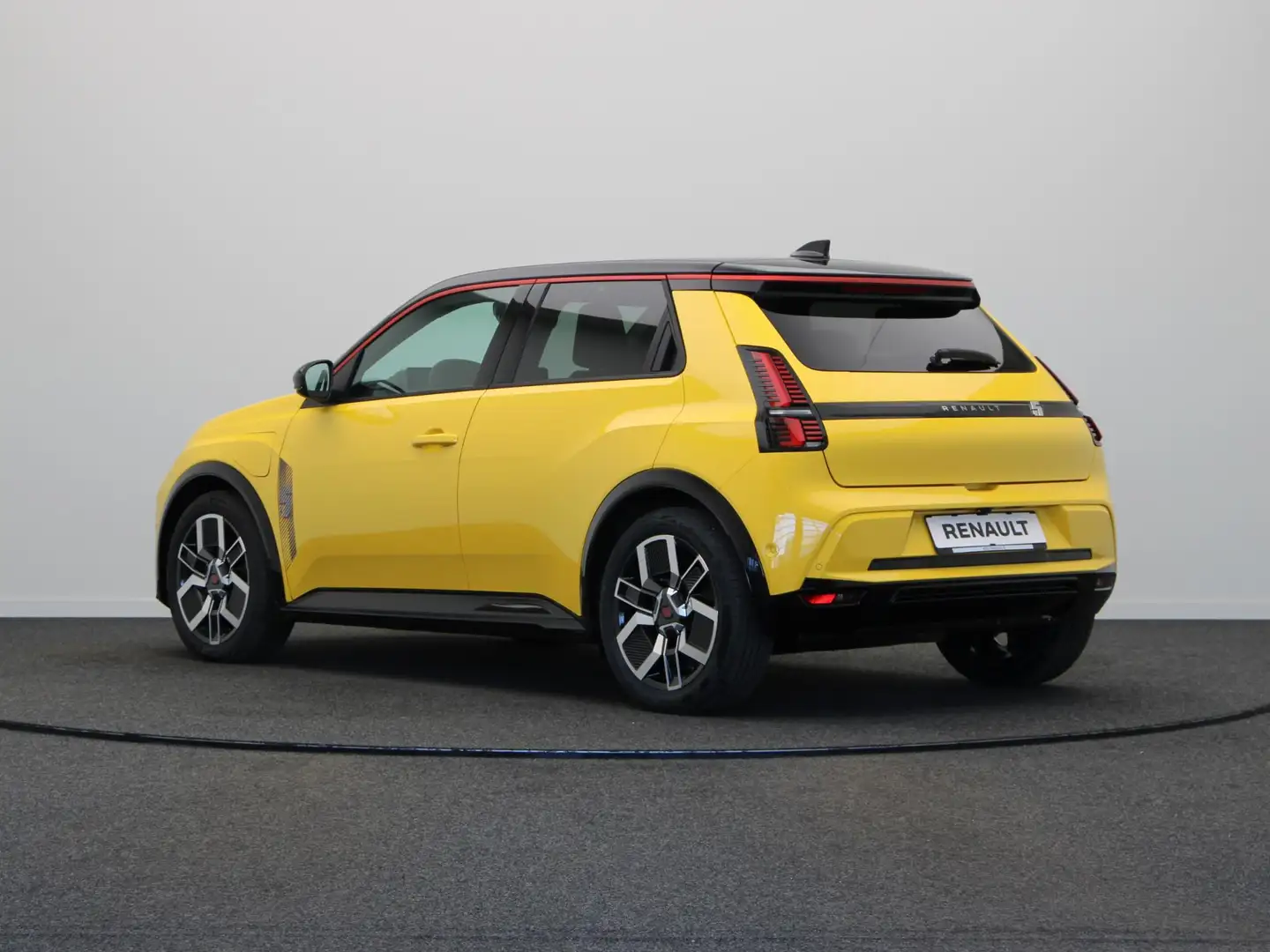 Renault R 5 comfort range iconic cinq 52 kWh | Active driver a Amarillo - 2