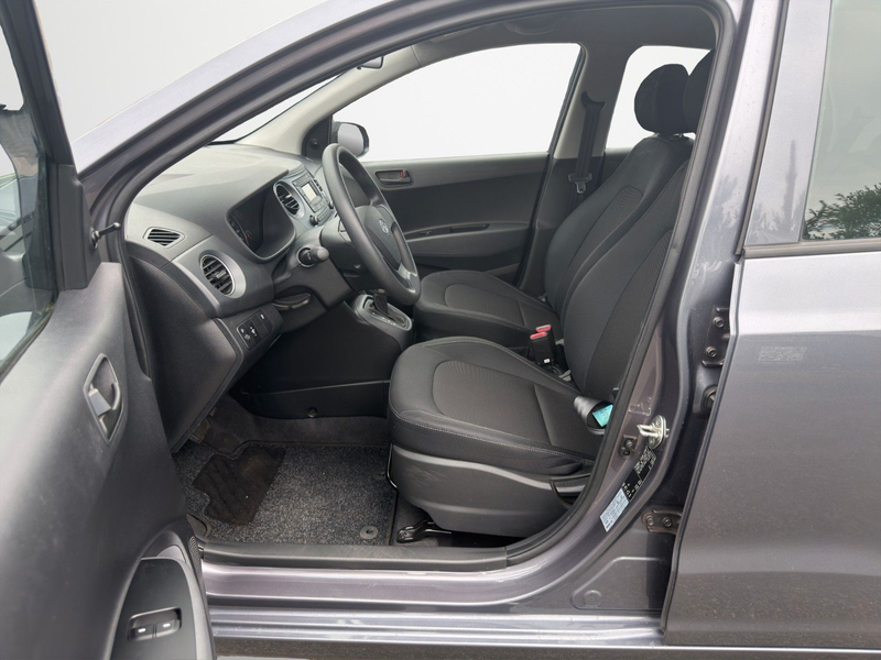 Hyundai i10 Select AUTOMATIK KLIMA TÜV 07.2028 — photo 13