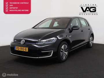Leer Stoelverwarming CarPlay PDC Clima Acc